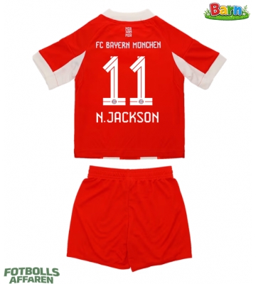 Bayern Munich Nicolas Jackson #11 Hemmaställ Barn 2025-26 Kortärmad (+ Korta byxor)